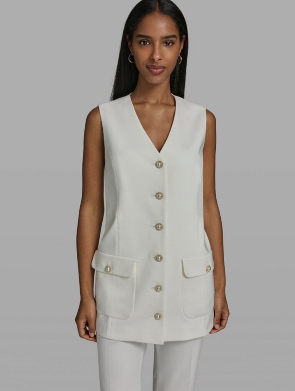 KARL LAGERFELD PARIS Sleeveless Pearl-Button Vest in White Size US 8
